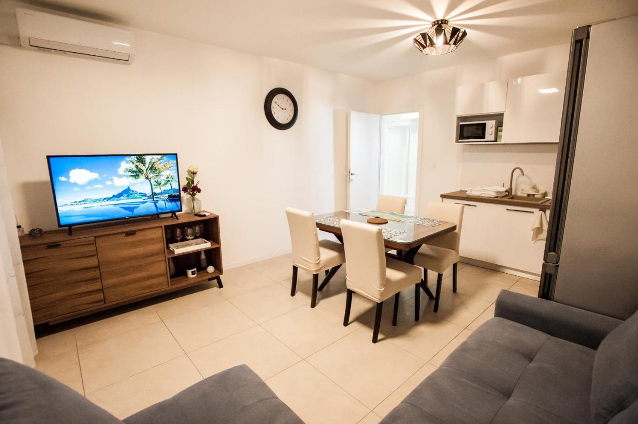 Apartment Little Violet - Balcony & Free Parking Zadar Exterior photo
