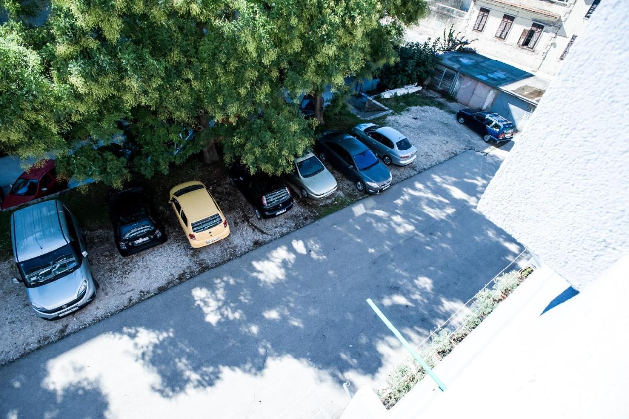 Apartment Little Violet - Balcony & Free Parking Zadar Exterior photo