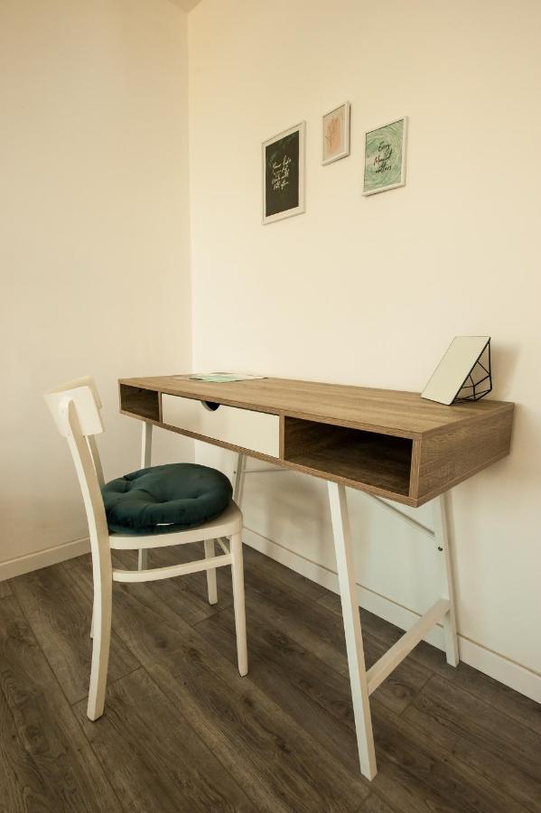 Apartment Little Violet - Balcony & Free Parking Zadar Exterior photo